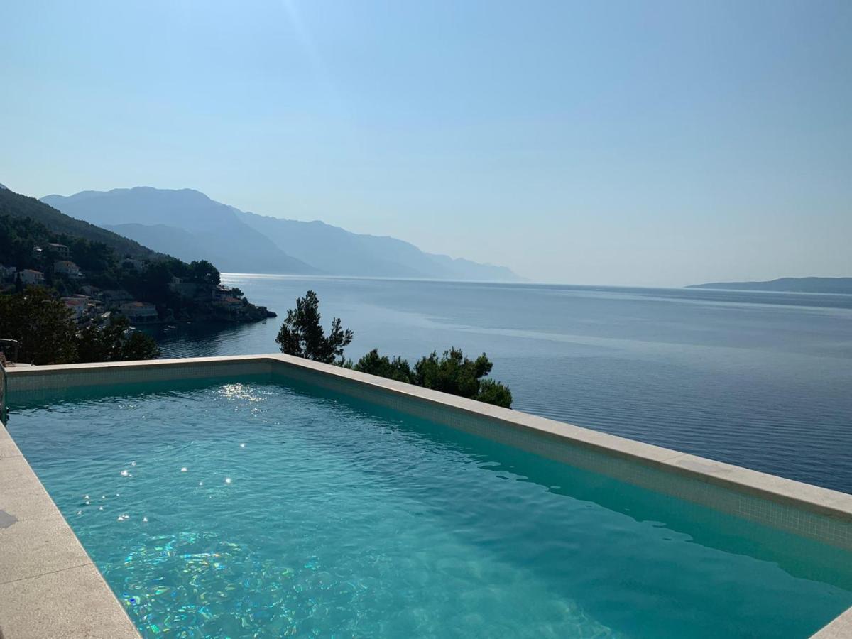Beachfront Holiday Home - Private Heated Pool Мимице Экстерьер фото