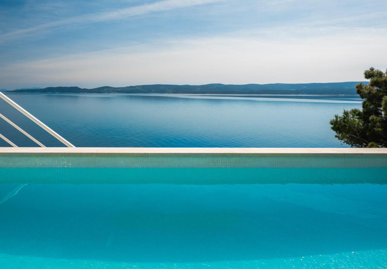 Beachfront Holiday Home - Private Heated Pool Мимице Экстерьер фото