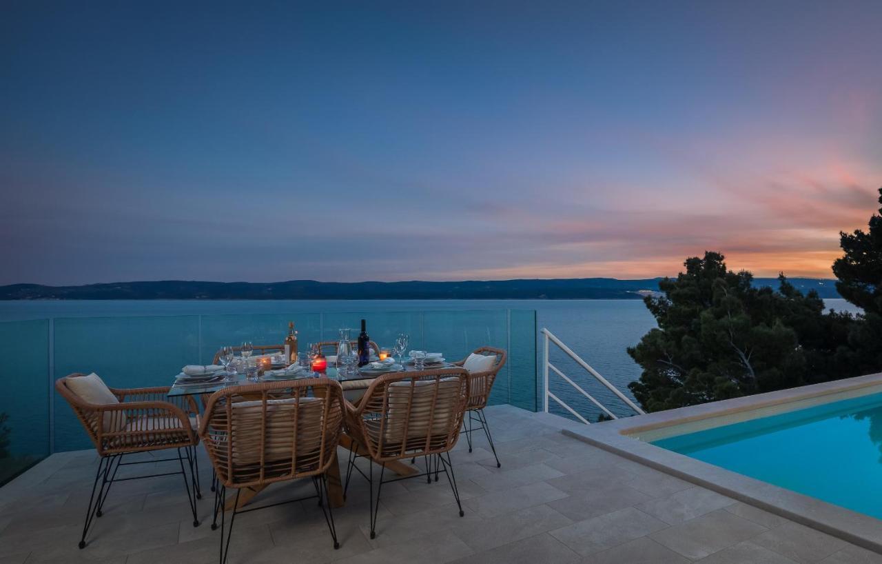 Beachfront Holiday Home - Private Heated Pool Мимице Экстерьер фото